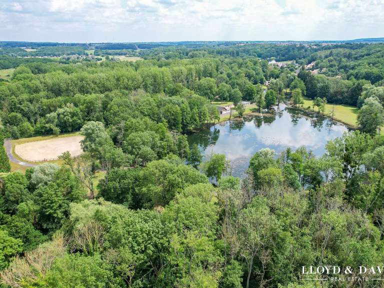 Maison Saint-Maurice-Montcouronne - 9 chambres - 310m²