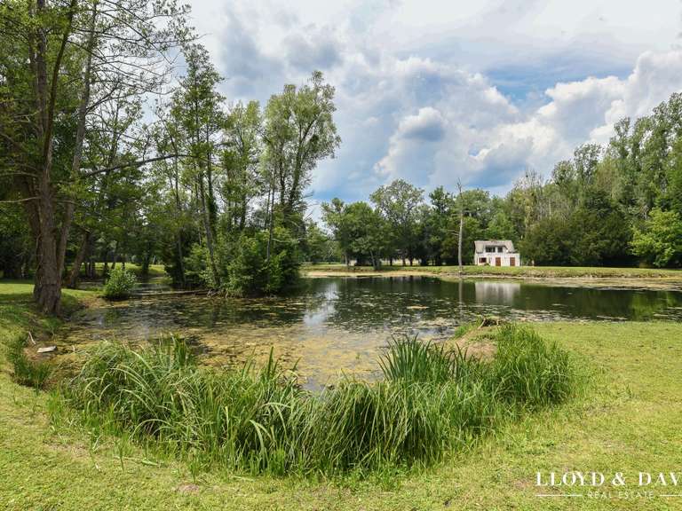 Maison Saint-Maurice-Montcouronne - 9 chambres - 310m²