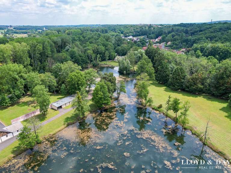 Maison Saint-Maurice-Montcouronne - 9 chambres - 310m²