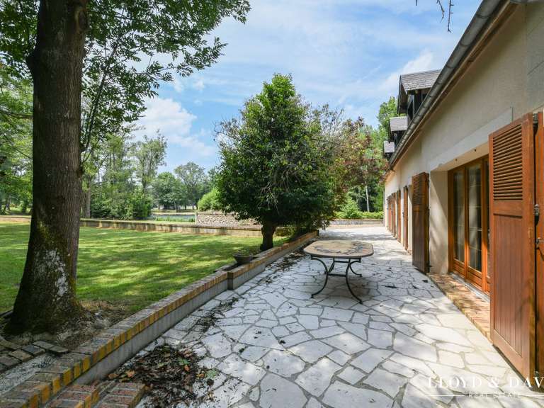 Maison Saint-Maurice-Montcouronne - 9 chambres - 310m²