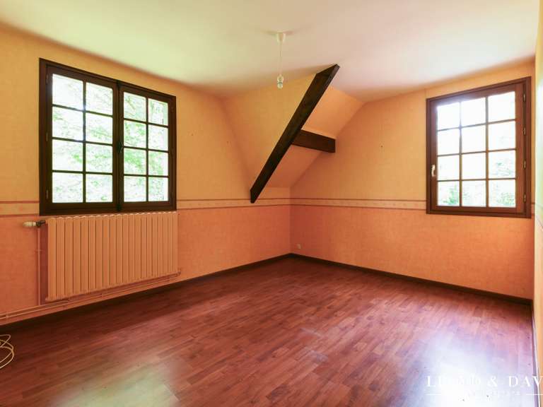 Maison Saint-Maurice-Montcouronne - 9 chambres - 310m²
