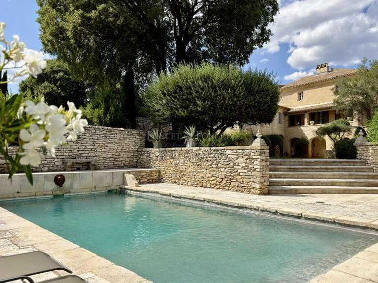 Maison Saint-Maximin - 5 chambres - 515m²