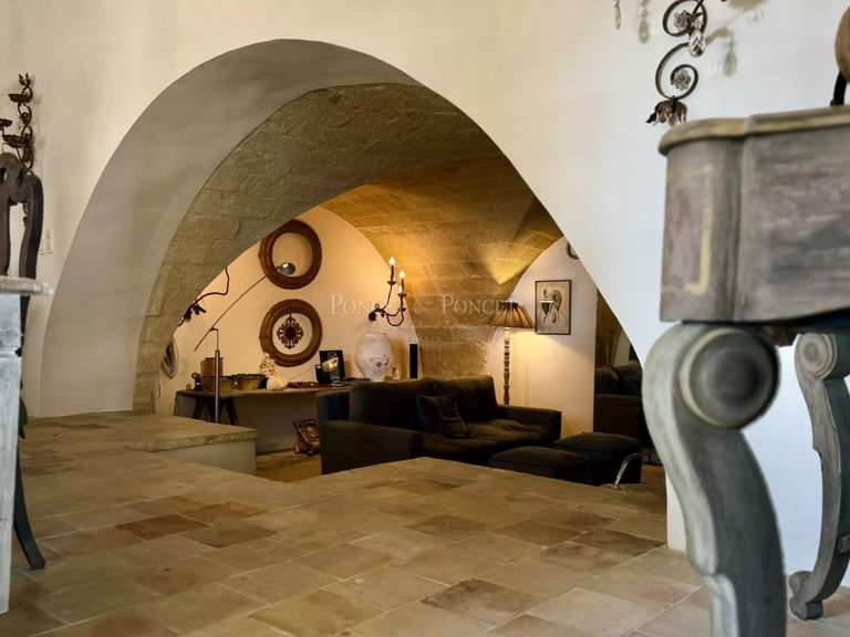 Maison Saint-Maximin - 5 chambres - 515m²