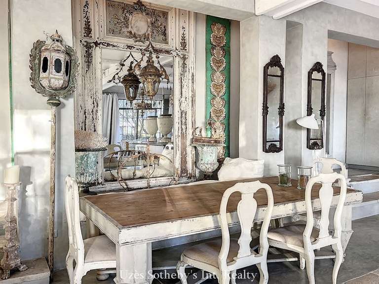 Maison Saint-Maximin - 5 chambres - 405m²