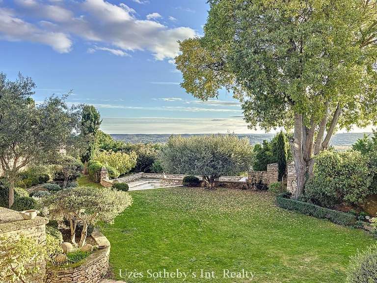 Maison Saint-Maximin - 5 chambres - 405m²