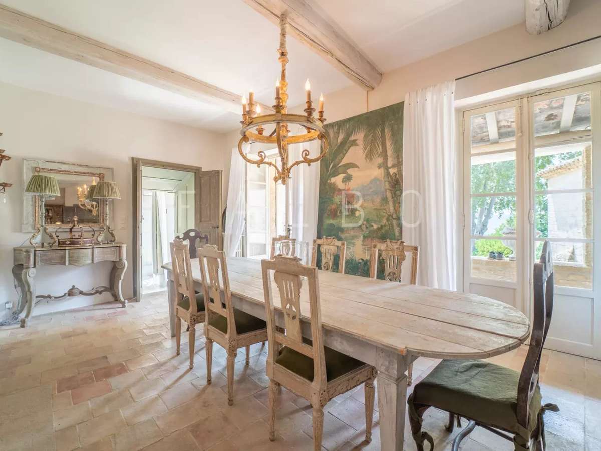 Maison Saint-Maximin