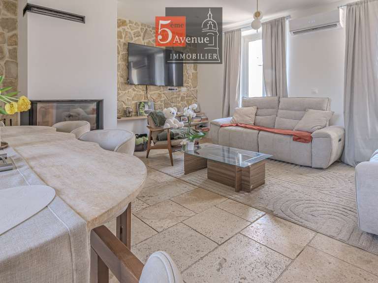 House Saint-Maximin - 4 bedrooms - 170m²