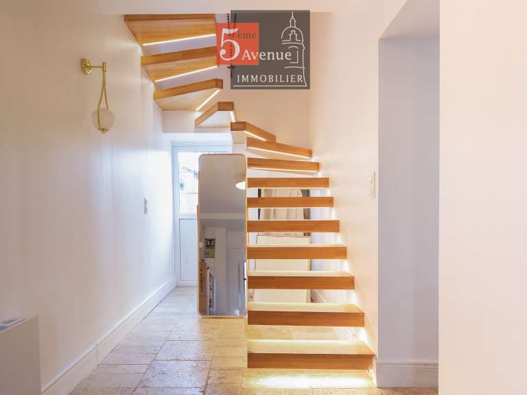 House Saint-Maximin - 4 bedrooms - 170m²