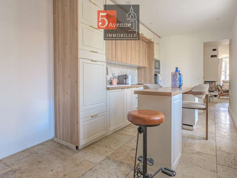 House Saint-Maximin - 4 bedrooms - 170m²