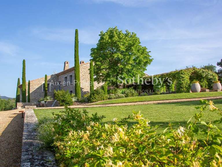 Maison Saint-Maximin-la-Sainte-Baume - 7 chambres - 250m²