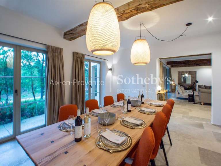 Maison Saint-Maximin-la-Sainte-Baume - 6 chambres - 220m²