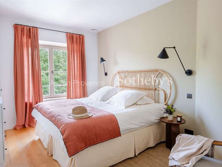Maison Saint-Maximin-la-Sainte-Baume - 6 chambres - 220m²