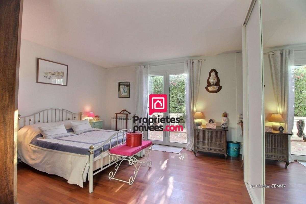 House Saint-Maximin-la-Sainte-Baume