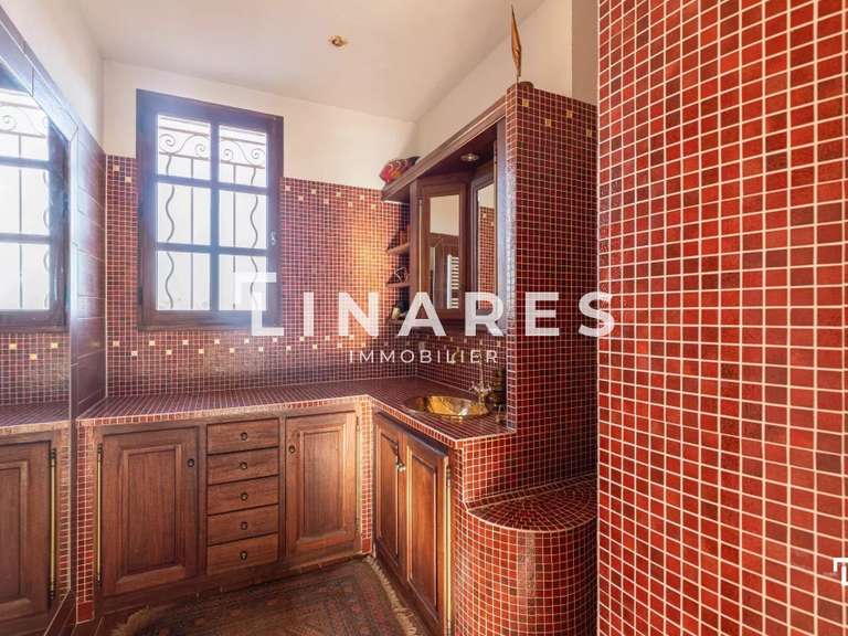 House Saint-Maximin-la-Sainte-Baume - 6 bedrooms - 369m²