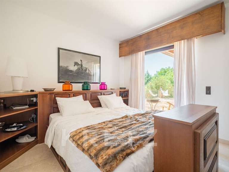 House Saint-Maximin-la-Sainte-Baume - 5 bedrooms - 318m²