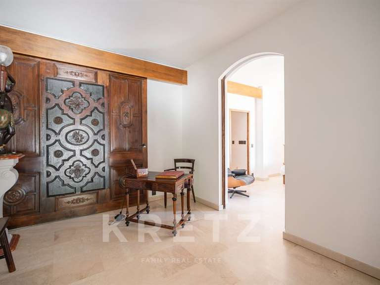 House Saint-Maximin-la-Sainte-Baume - 5 bedrooms - 318m²
