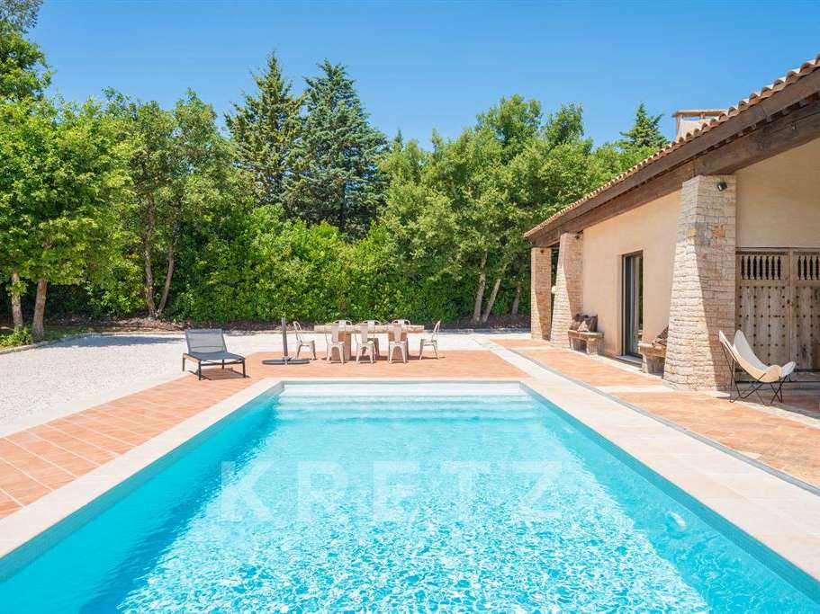 House Saint-Maximin-la-Sainte-Baume