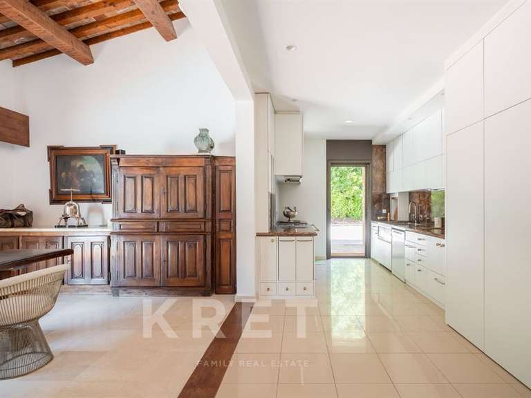 House Saint-Maximin-la-Sainte-Baume - 5 bedrooms - 318m²