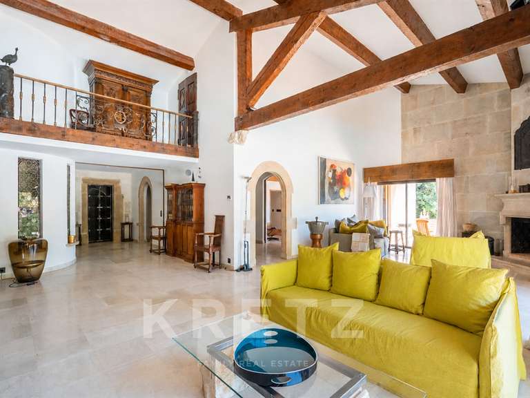 House Saint-Maximin-la-Sainte-Baume - 5 bedrooms - 318m²