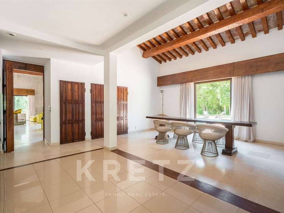 House Saint-Maximin-la-Sainte-Baume
