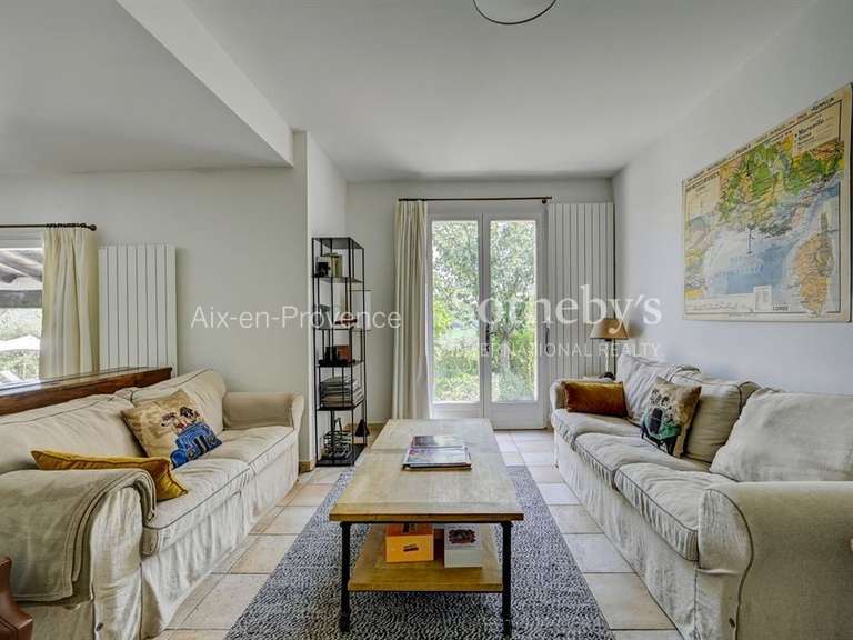 Maison Saint-Maximin-la-Sainte-Baume - 5 chambres - 171m²