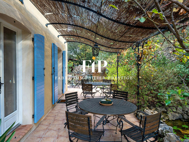Propriété Saint-Maximin-la-Sainte-Baume - 10 chambres - 341m²