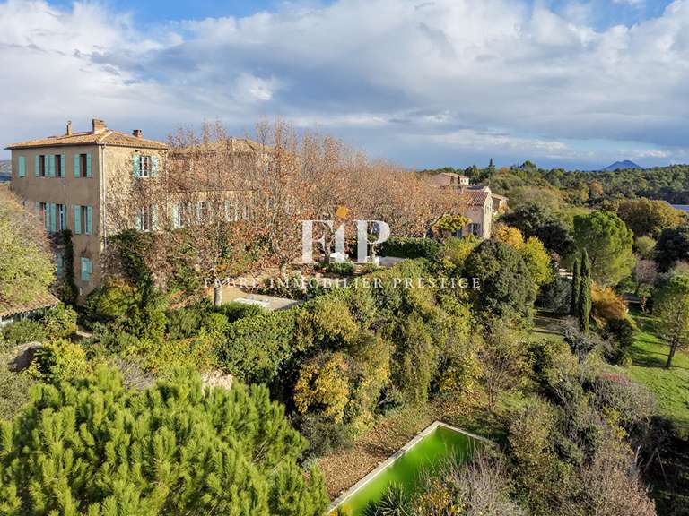 Propriété Saint-Maximin-la-Sainte-Baume - 8 chambres - 817m²