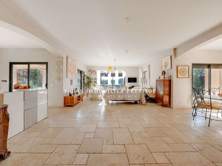 Propriété Saint-Maximin-la-Sainte-Baume - 5 chambres - 230m²