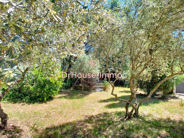 Villa Saint-Maximin-la-Sainte-Baume - 5 chambres - 160m²