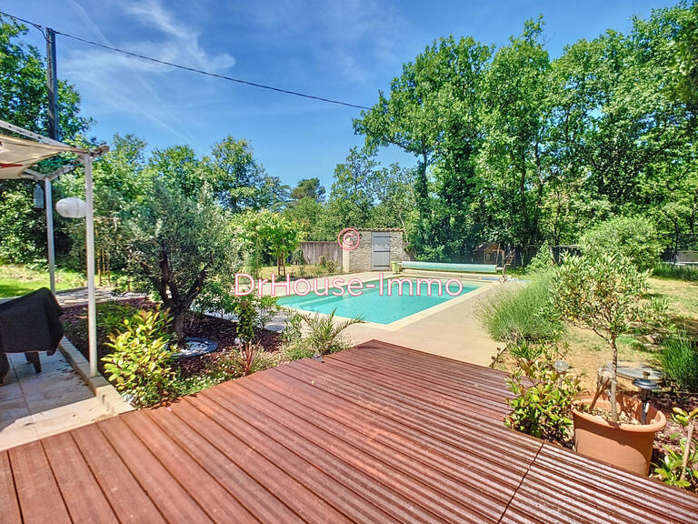 Villa Saint-Maximin-la-Sainte-Baume - 5 chambres - 160m²