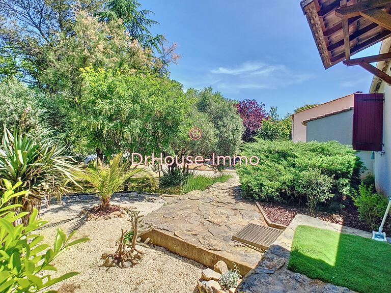 Villa Saint-Maximin-la-Sainte-Baume - 5 chambres - 160m²