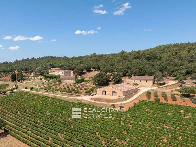 Villa Saint-Maximin-la-Sainte-Baume - 21 chambres - 1575m²