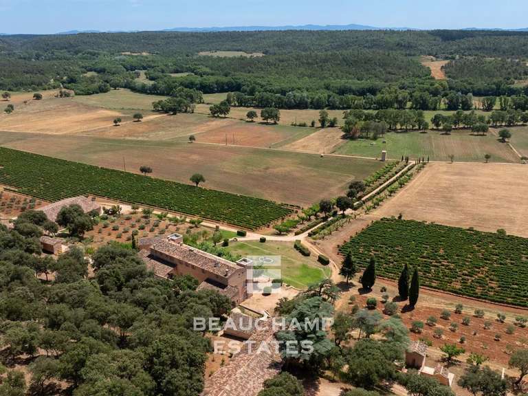 Villa Saint-Maximin-la-Sainte-Baume - 21 chambres - 1575m²