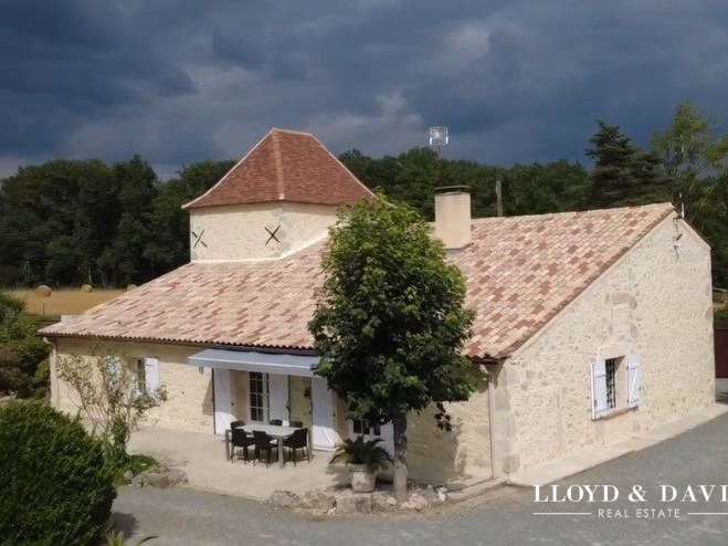 Maison Saint-Méard-de-Gurçon - 4 chambres - 206m²