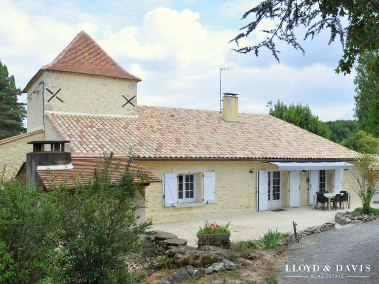 Maison Saint-Méard-de-Gurçon - 4 chambres - 206m²