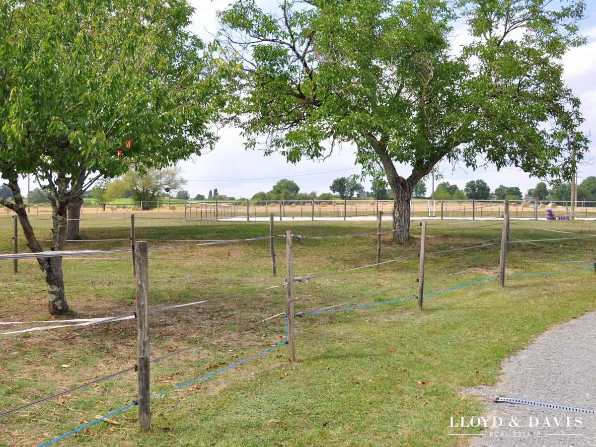 Maison Saint-Méard-de-Gurçon