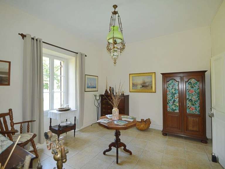 Maison Saint-Médard-d'Excideuil - 7 chambres - 348m²