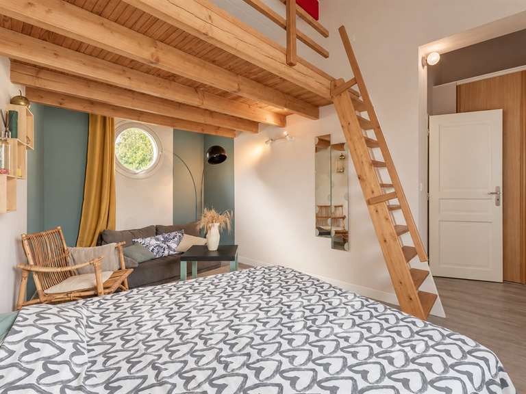 Maison Saint-Médard-en-Jalles - 5 chambres - 203m²