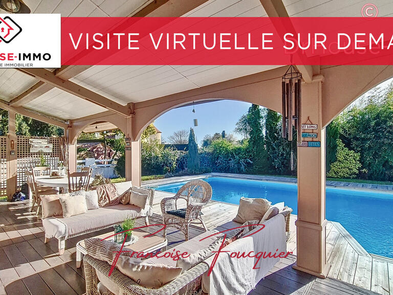 Villa Saint-Médard-en-Jalles - 5 bedrooms - 240m²