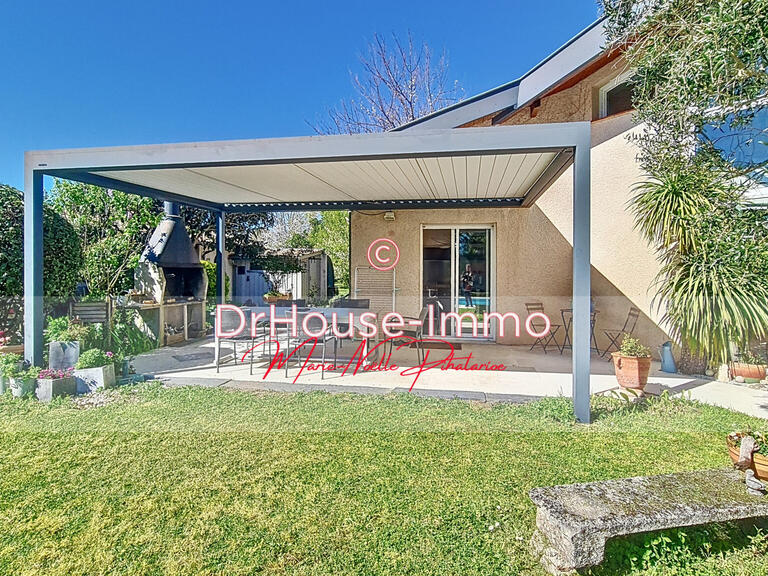 Villa Saint-Médard-en-Jalles - 4 bedrooms - 182m²