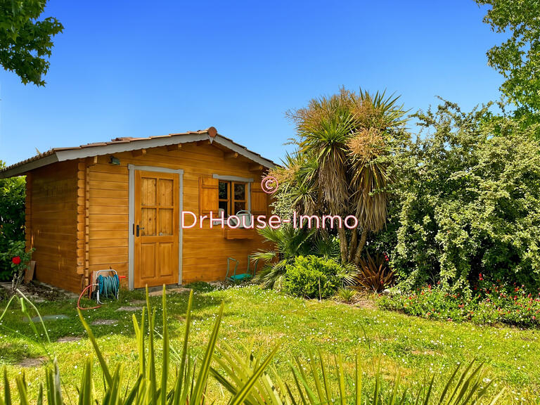 Villa Saint-Médard-en-Jalles - 5 chambres - 150m²