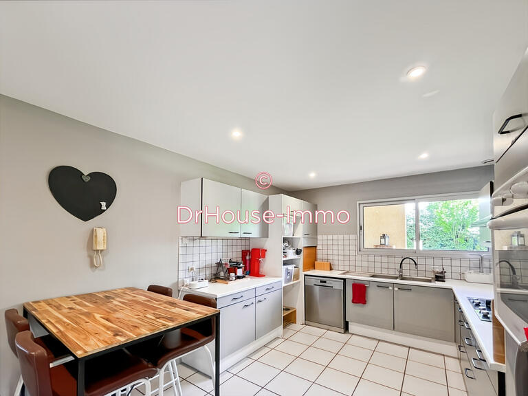 Villa Saint-Médard-en-Jalles - 5 chambres - 150m²