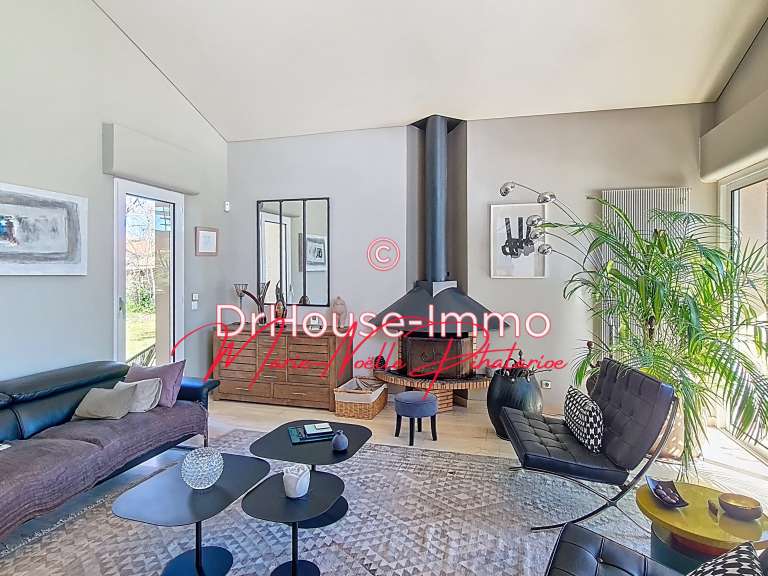 Villa Saint-Médard-en-Jalles - 4 chambres - 182m²