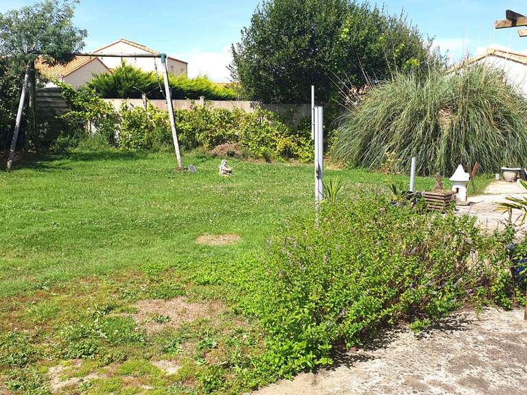 House Saint-Michel-Chef-Chef - 4 bedrooms