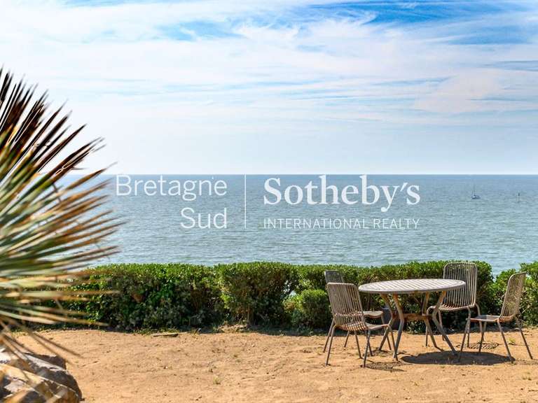 House Saint-Michel-Chef-Chef - 4 bedrooms - 467m²