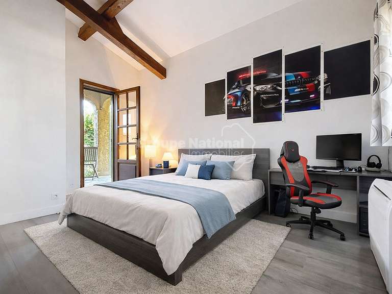 Maison Saint-Michel-d'Euzet - 4 chambres - 210m²