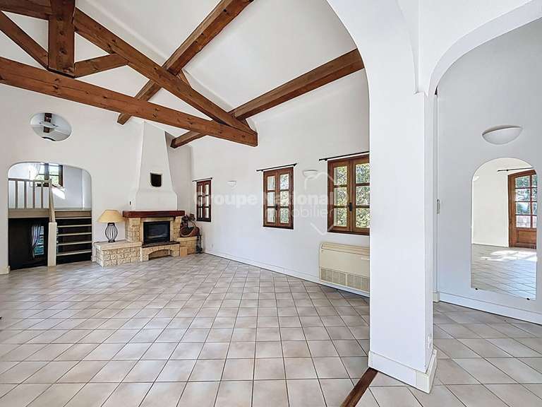 House Saint-Michel-d'Euzet - 4 bedrooms - 210m²