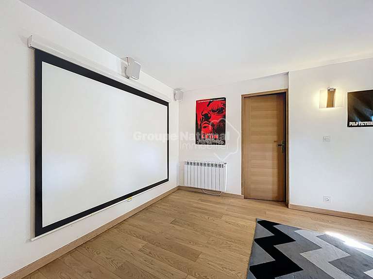 Maison Saint-Michel-d'Euzet - 4 chambres - 210m²