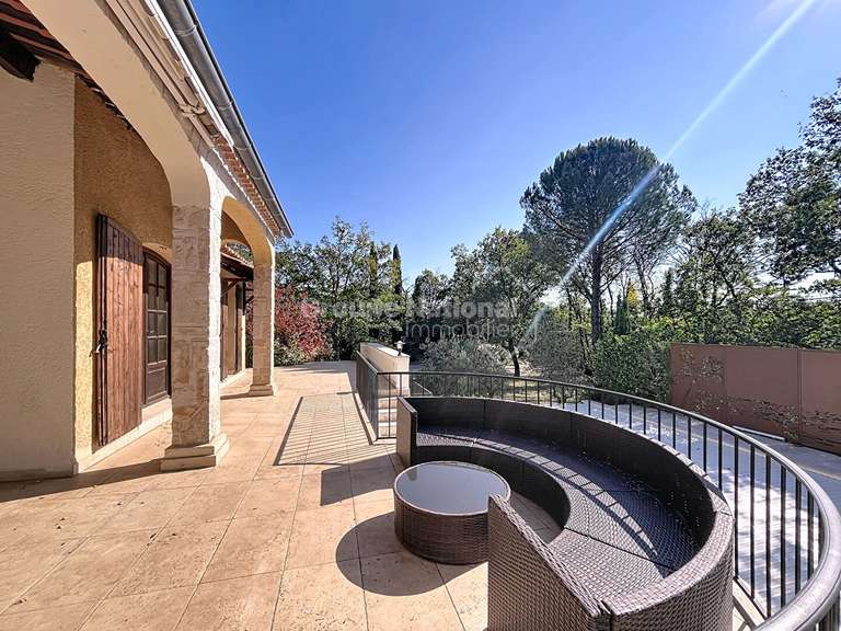 House Saint-Michel-d'Euzet - 4 bedrooms - 210m²