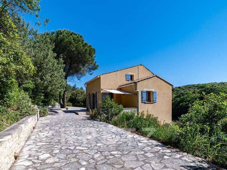 House Saint-Michel-d'Euzet - 8 bedrooms - 377m²